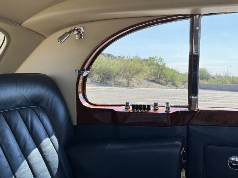1965 Rolls-Royce Phantom V