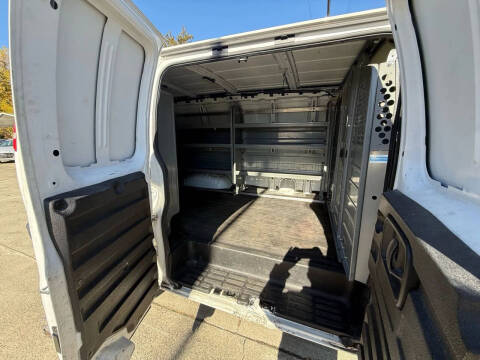 2018 Chevrolet Express 2500