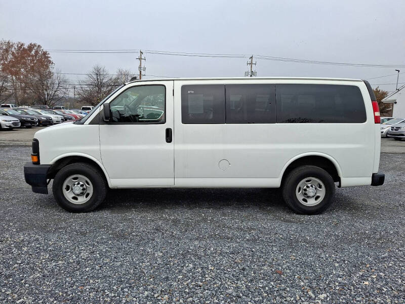 2017 Chevrolet Express LS 2500
