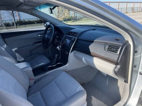 2015 Toyota Camry LE