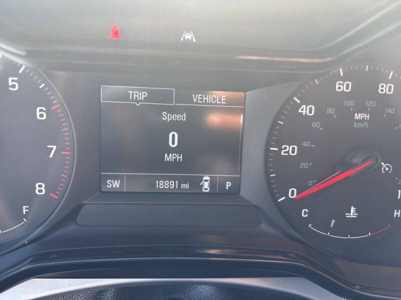 2025 Chevrolet Trax LS