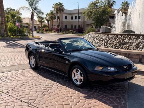 2004 Ford Mustang Deluxe