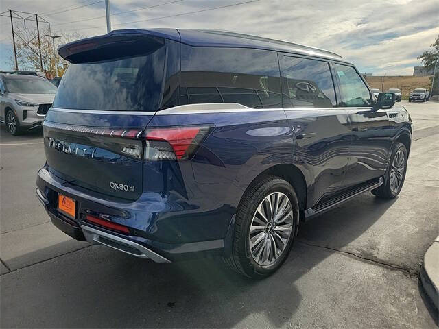 2025 Infiniti QX80 Luxe