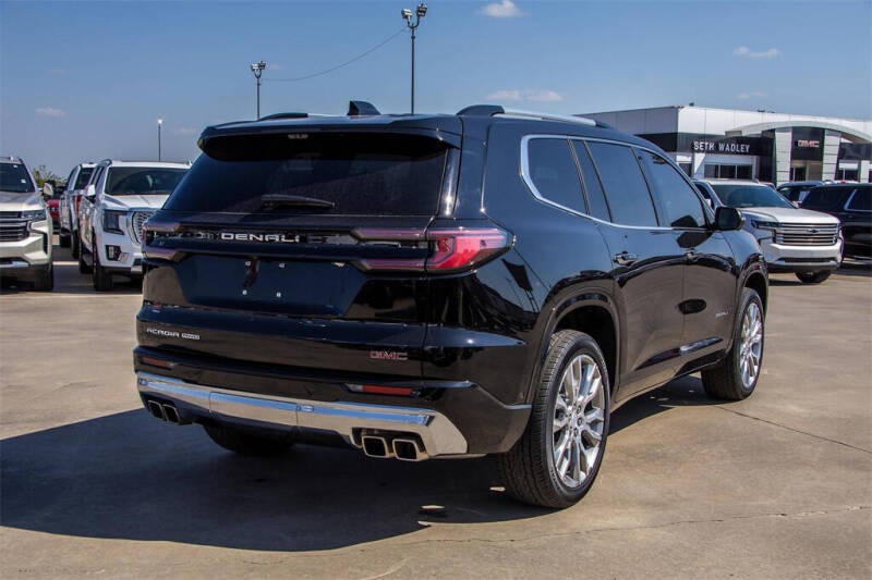 2024 GMC Acadia Denali