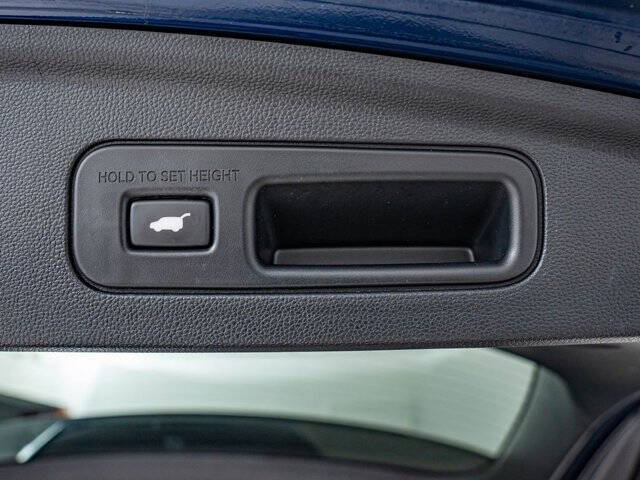 2022 Acura MDX w/Tech