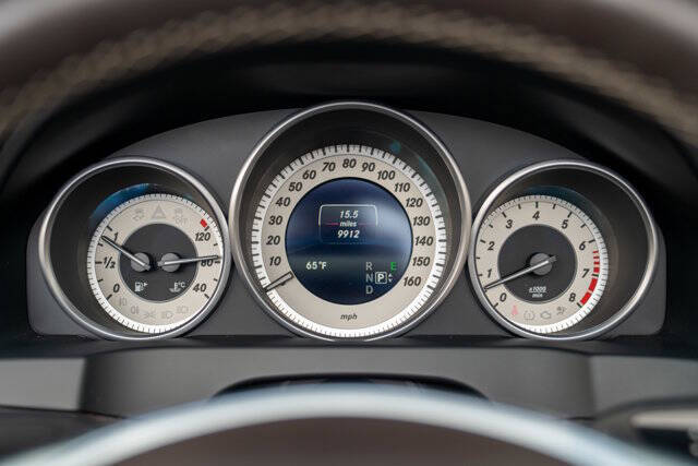 2016 Mercedes-Benz E-Class 19