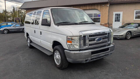 2011 Ford E-Series E-350 SD XLT