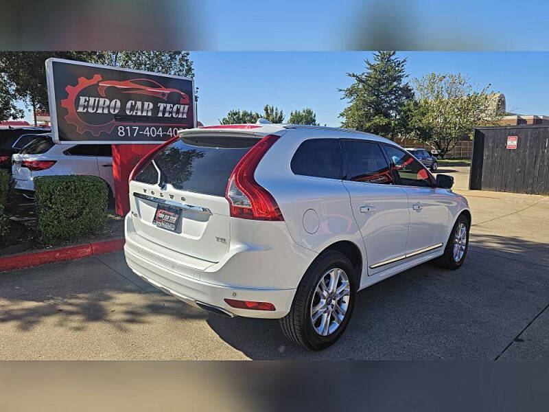 2015 Volvo XC60 T5 Drive-E Platinum