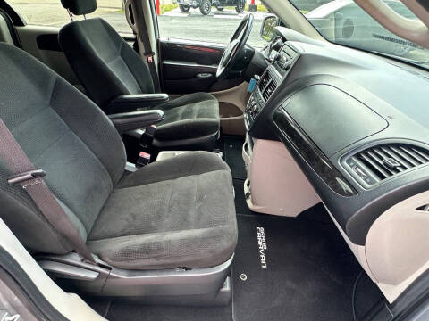 2015 Dodge Grand Caravan SE