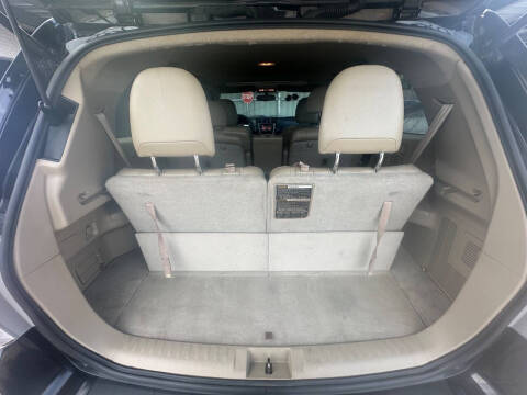 2013 Toyota Highlander SE