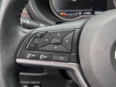 2019 Nissan Kicks SR