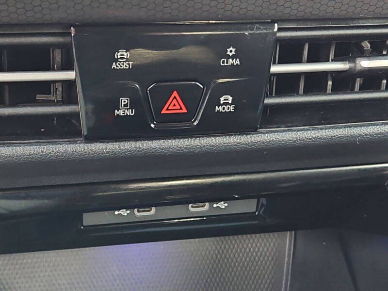 2024 Volkswagen Golf GTI S
