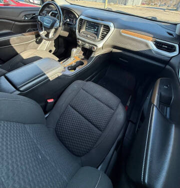 2019 GMC Acadia SLE-2