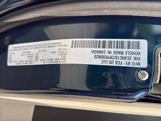 2023 Chrysler Pacifica Plug-In Hybrid Limited