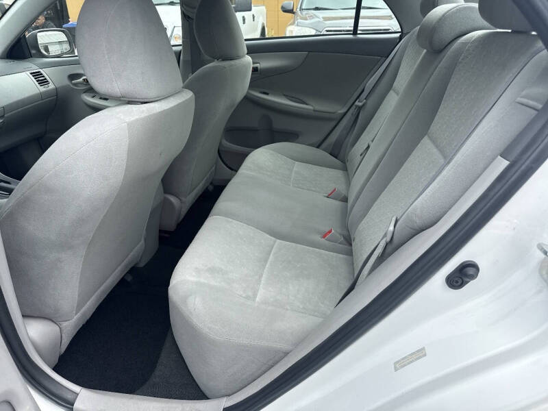 2009 Toyota Corolla LE