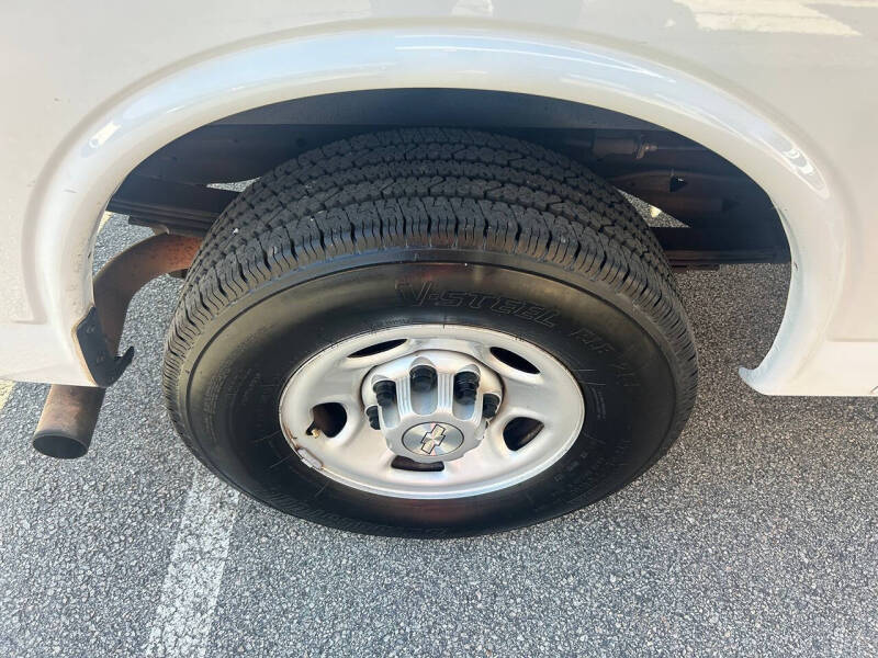 2019 Chevrolet Express 2500