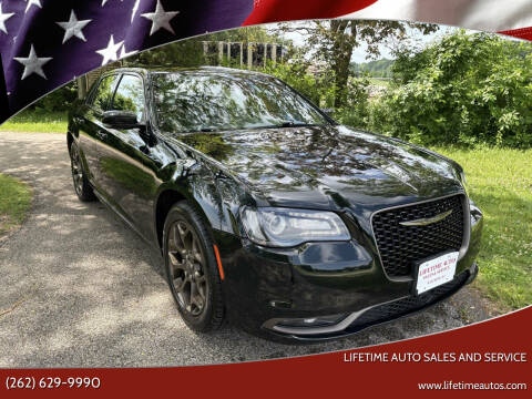2016 Chrysler 300