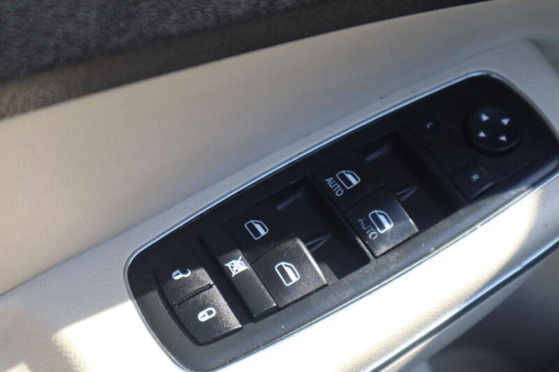2015 Chrysler 300 C