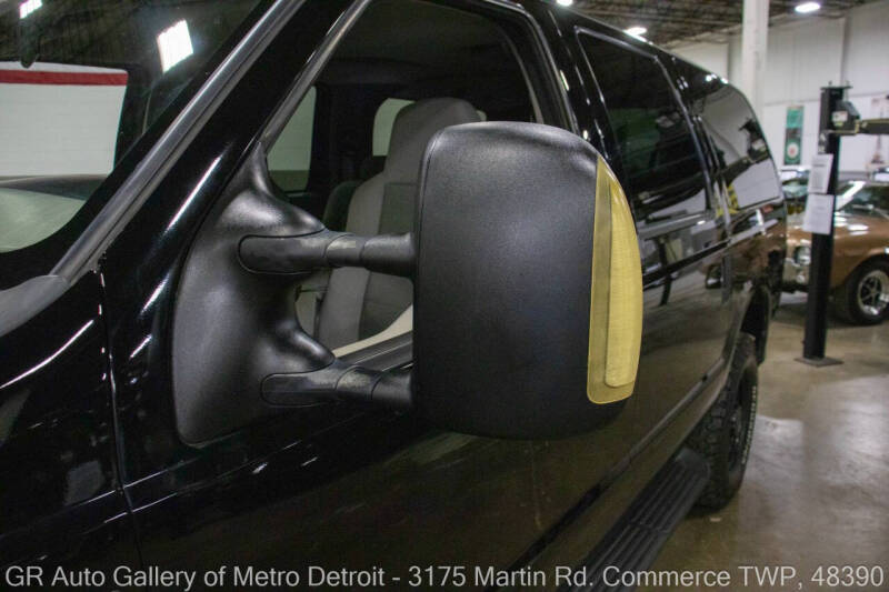2005 Ford Excursion XLT