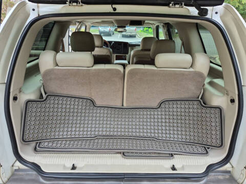 2004 Cadillac Escalade