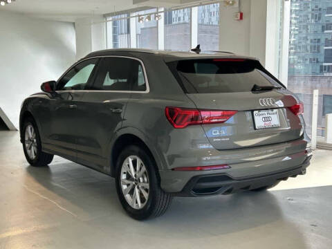 2025 Audi Q3 quattro S line Premium 45 TFSI