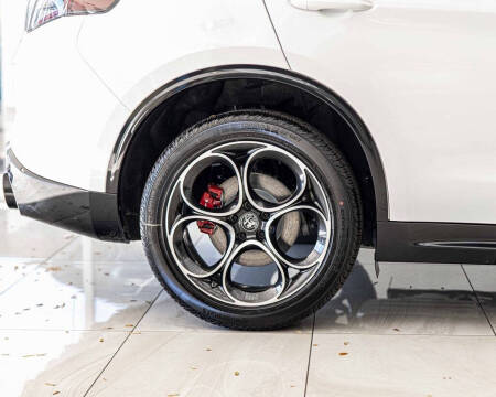 2025 Alfa Romeo Stelvio