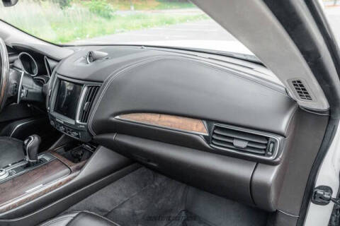 2017 Maserati Levante S