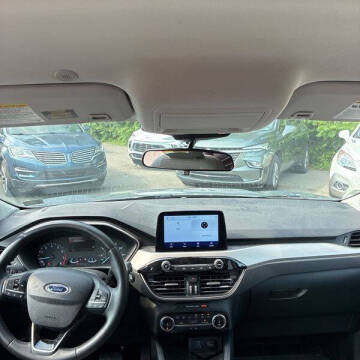 2022 Ford Escape SE