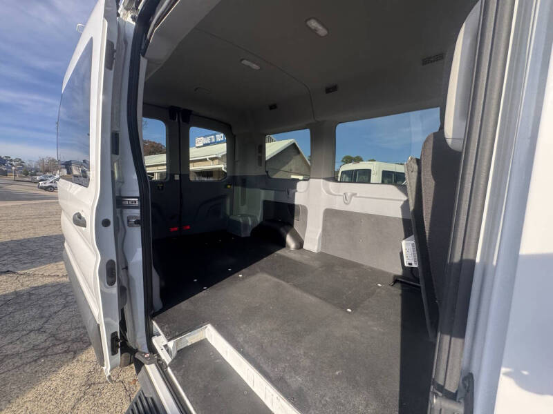 2018 Ford Transit 150 XLT