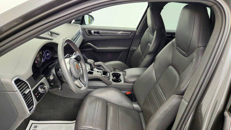 2019 Porsche Cayenne S