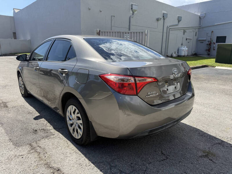 2018 Toyota Corolla LE