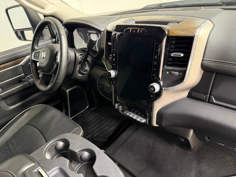 2024 RAM 3500 Laramie