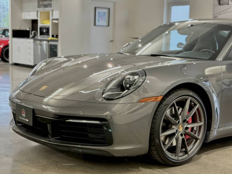 2020 Porsche 911 Carrera S