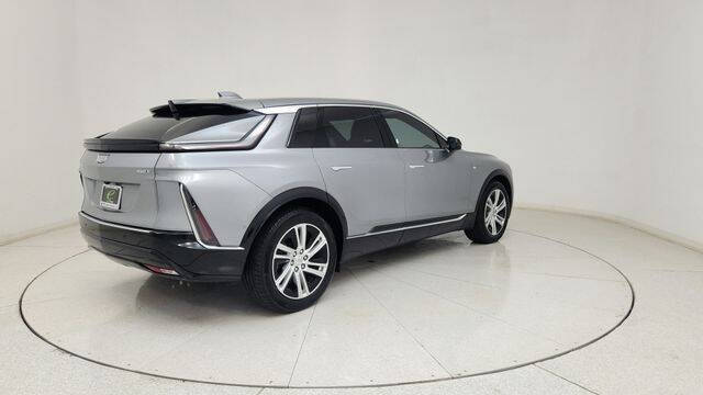 2024 Cadillac LYRIQ Tech