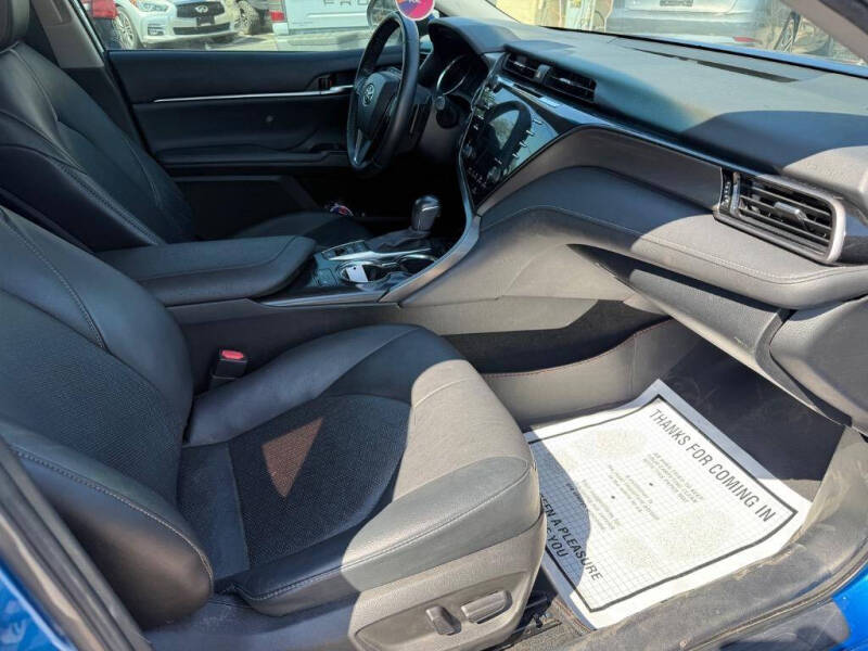 2020 Toyota Camry XSE