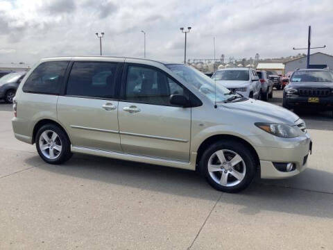 2004 Mazda MPV