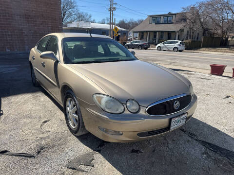 2005 Buick LaCrosse for sale at Best Deal Motors in Saint Charles MO
