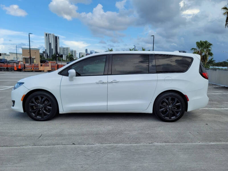 2019 Chrysler Pacifica Touring Plus