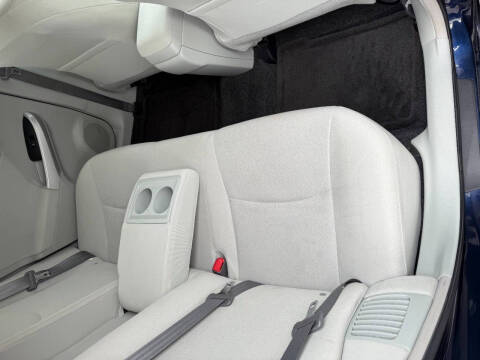 2014 Toyota Prius Five