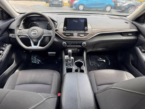 2023 Nissan Altima 2.5 SV