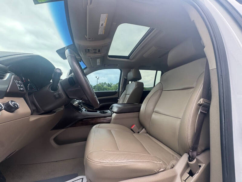 2017 Chevrolet Suburban LT