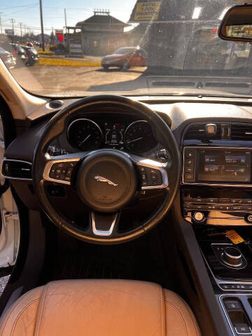 2018 Jaguar F-PACE 35t Prestige