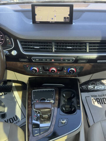 2017 Audi Q7 3.0T quattro Premium Plus