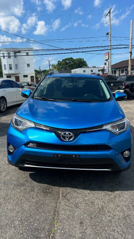 2016 Toyota RAV4 for sale at Hernandez Auto Sales in Pawtucket RI