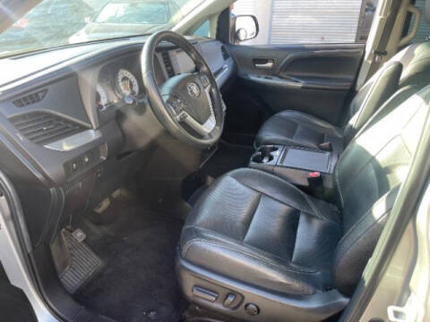 2015 Toyota Sienna