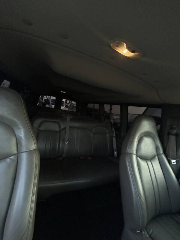 2009 Chevrolet Express LS 3500