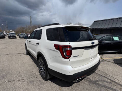2016 Ford Explorer Sport