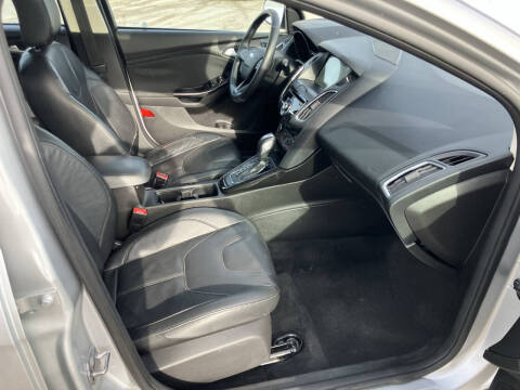 2017 Ford Focus Titanium