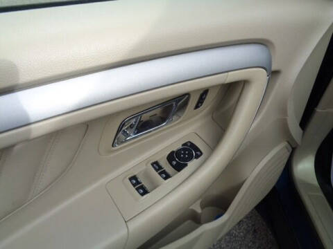 2017 Ford Taurus SEL