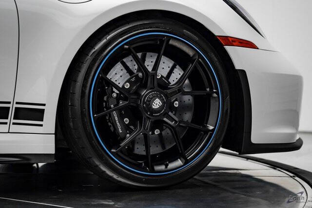 2022 Porsche 911 GT3 Touring